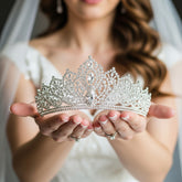 //www.adorabysimona.com/cdn/shop/files/Bridal_Hair_Accessories_Collection_ADORA_by_Simona.jpg?v=1752108282&width=165
