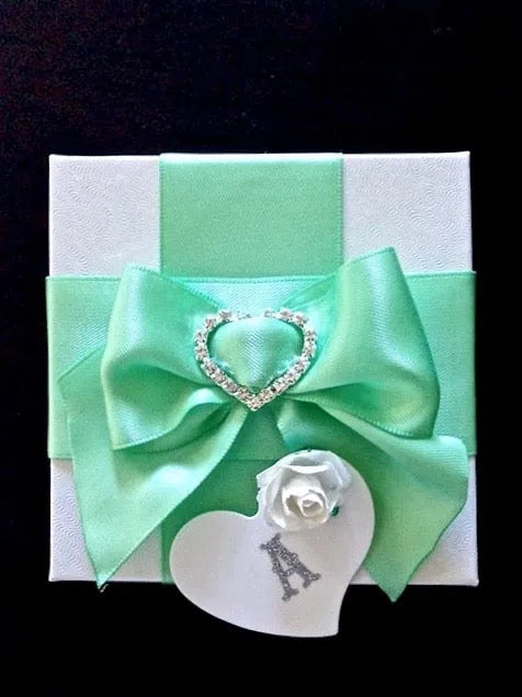 "Viola" - Mixed Metal Three Hearts Bridesmaids Necklace