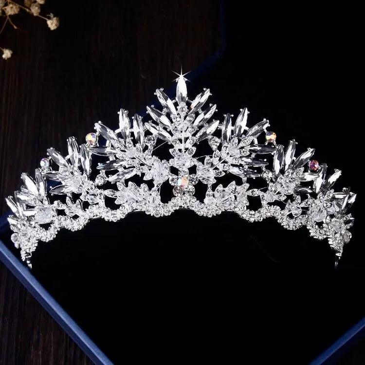 3-Piece Silver Cubic Zirconia Bridal Jewelry Set With Tiara  display picture 2
