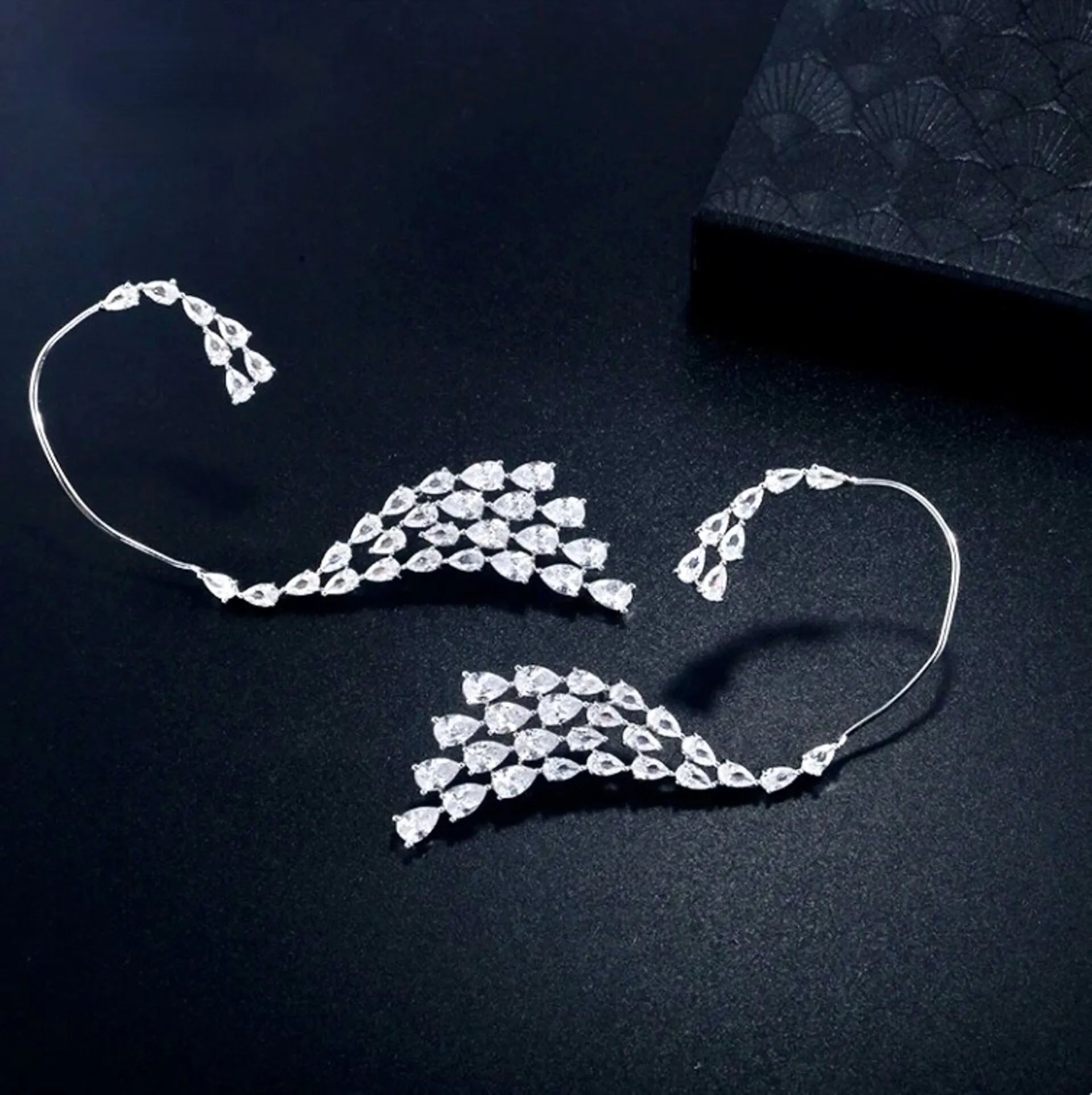 Emibele Dangle Earrings, 925 Sterling Silver Needle Cubic Zirconia Brass Small Bee & Honeycomb Drop Earrings for Women Ladies Adult Fashion Jewelry Accessories - Champagne Gold