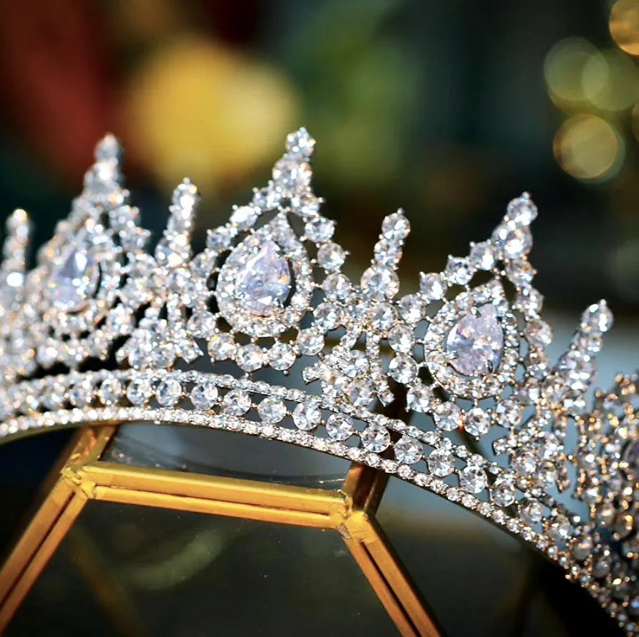 Wedding Hair Accessories - Royal Glamour Bridal Tiara
