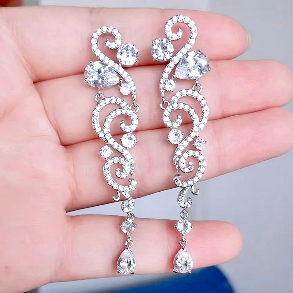 Wedding Jewelry - Long Rhinestone Bridal Earrings 'Daylenn'