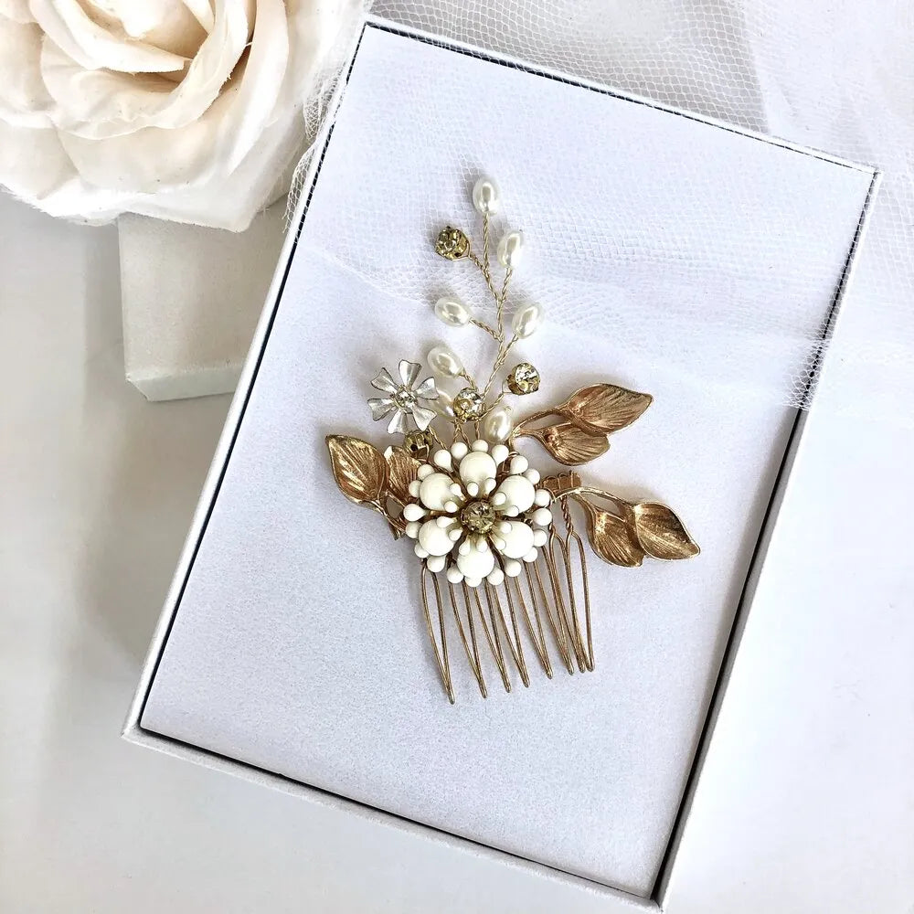 Wedding Hair Accessories - Vintage Pearl Bridal Hair Comb