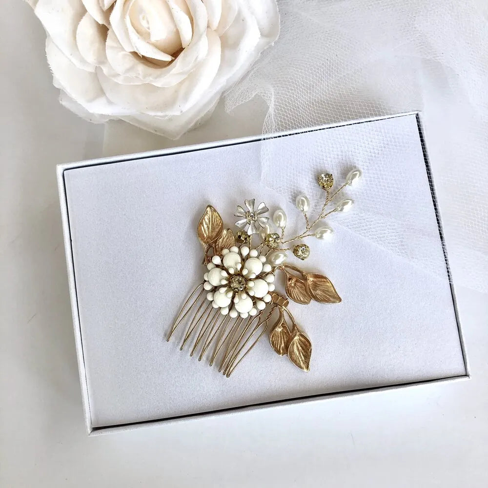 Wedding Hair Accessories - Vintage Pearl Bridal Hair Comb