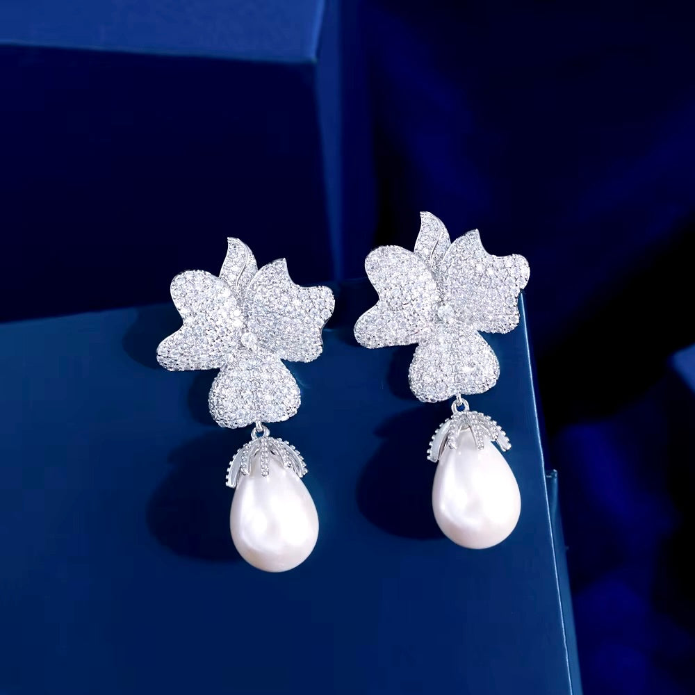 Wedding Jewelry | Pearl and CZ Bridal Earrings 'Dori' - Silver & Gold