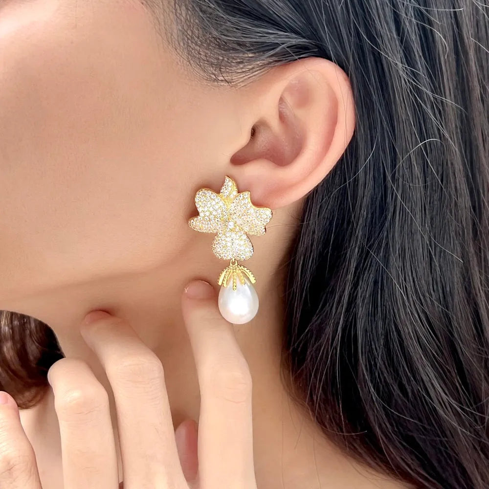 Wedding Jewelry | Pearl and CZ Bridal Earrings 'Dori' - Silver & Gold