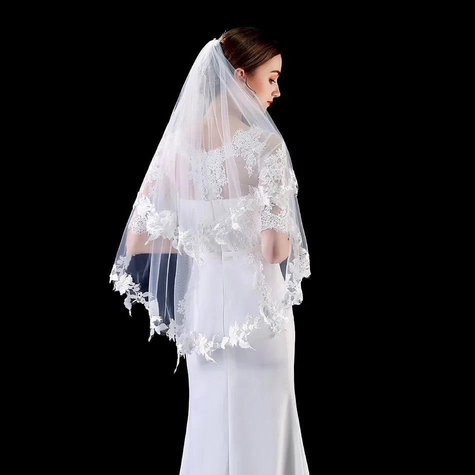 Wedding Veils - Ivory Lace Edge Fingertip Length Bridal Veil