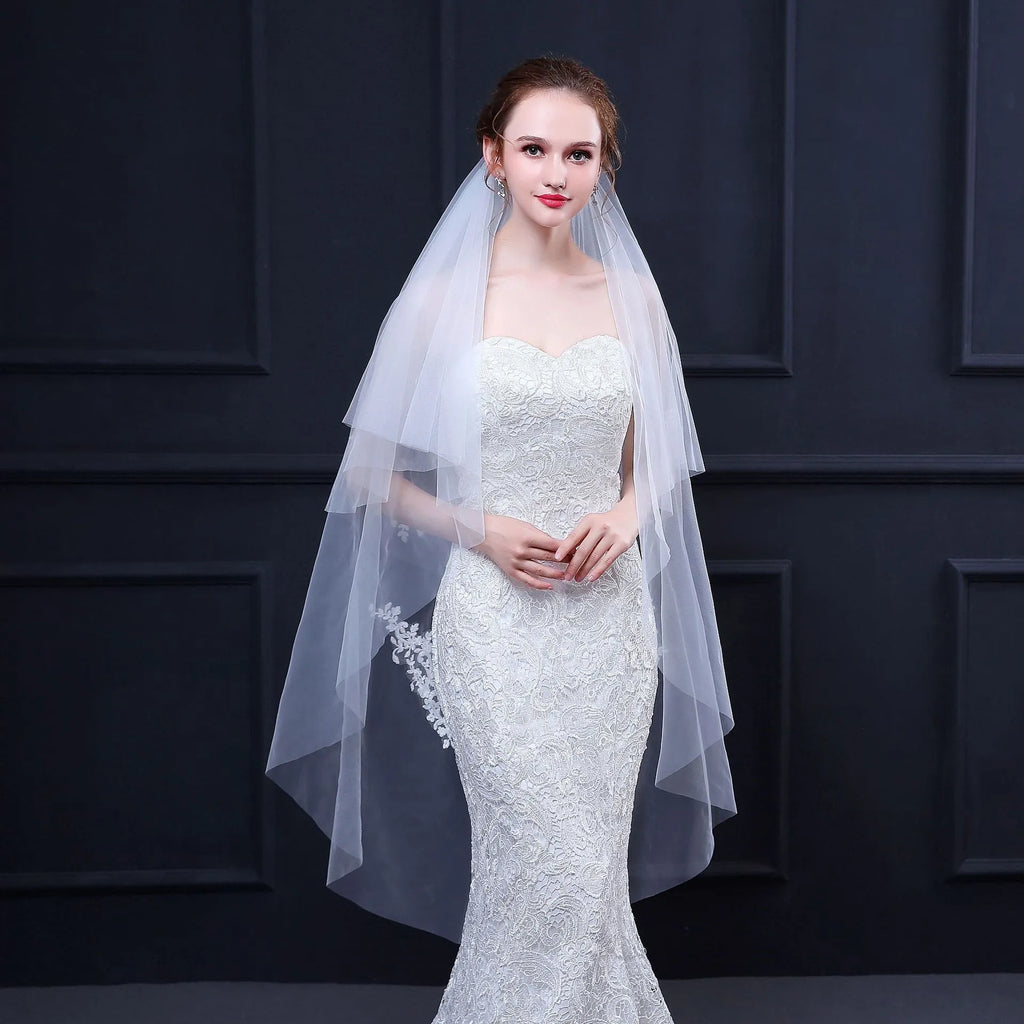 "Jody" - Ivory Knee Length Bridal Veil