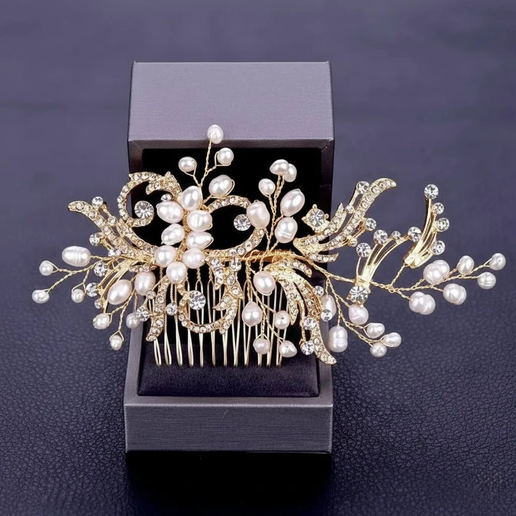 Natural Pearl and Crystal Bridal Hair Comb in Gold | Wedding  display picture 2