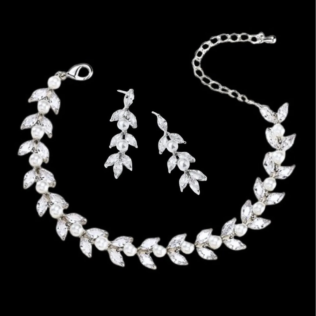 Pearl Wedding Jewelry - Pearl Bridal Bracelet - Available in Silver, Rose Gold and Yellow Gold