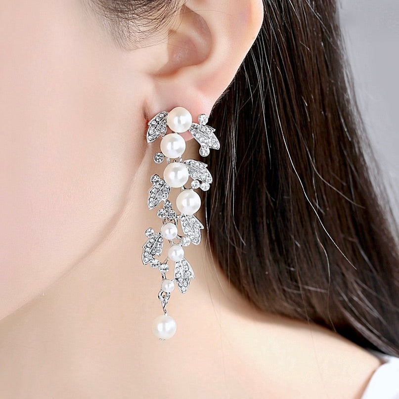 Wedding Jewelry - Pearl and Rhinestone Bridal Earrings