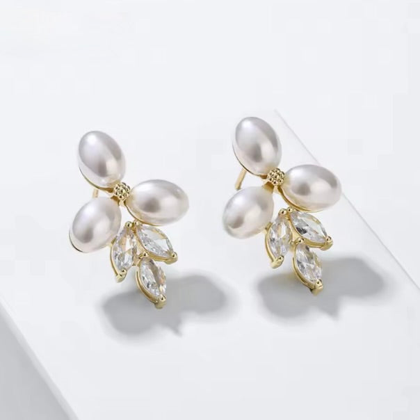 Wedding Jewelry - Pearl and Cubic Zirconia Bridal Earrings - Available in Silver, Rose Gold and Yellow Gold