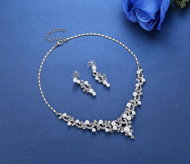 Pearl and Crystal Bridal Jewelry Set