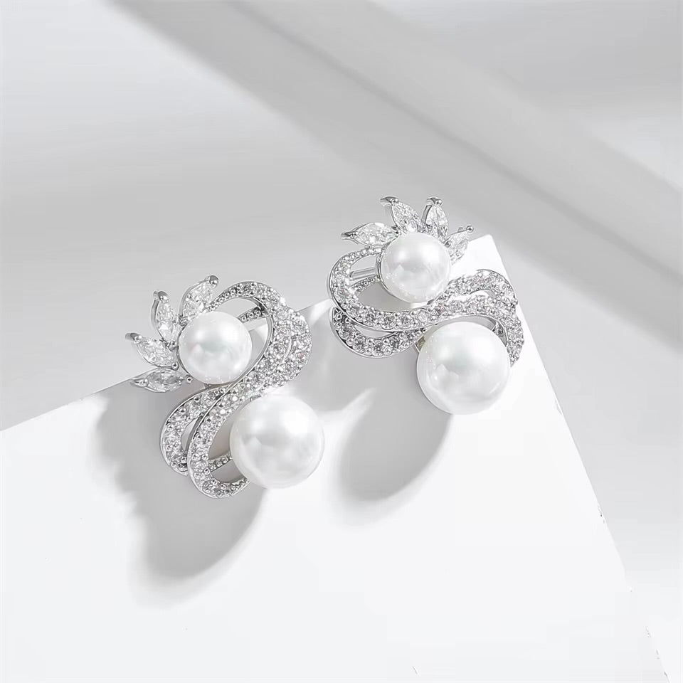 Wedding Jewelry - Pearl Bridal Stud Earrings - Available in Silver and Gold