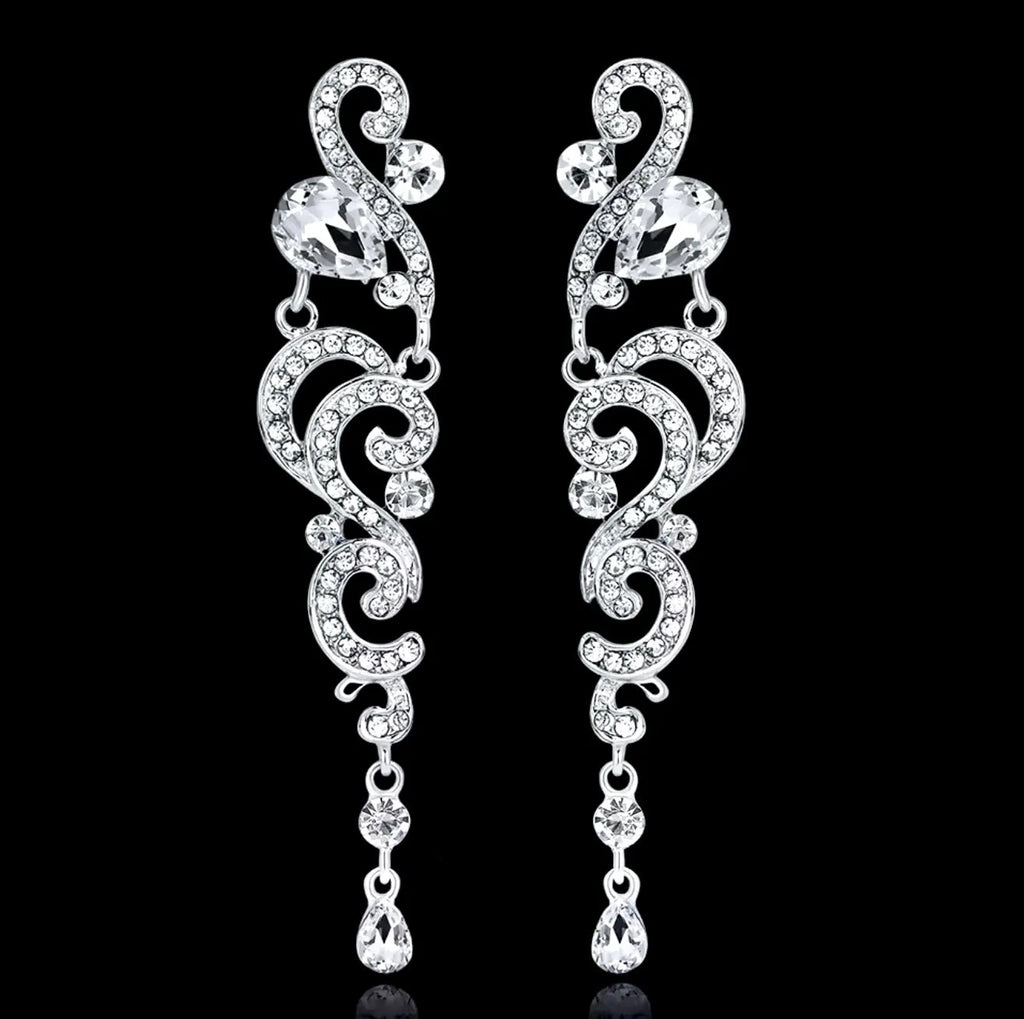 Wedding Jewelry - Long Rhinestone Bridal Earrings 'Daylenn'