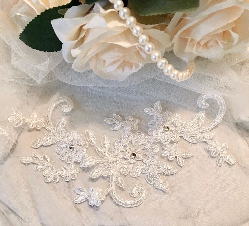Wedding Veils - Lace Edge Waist Length Bridal Veil