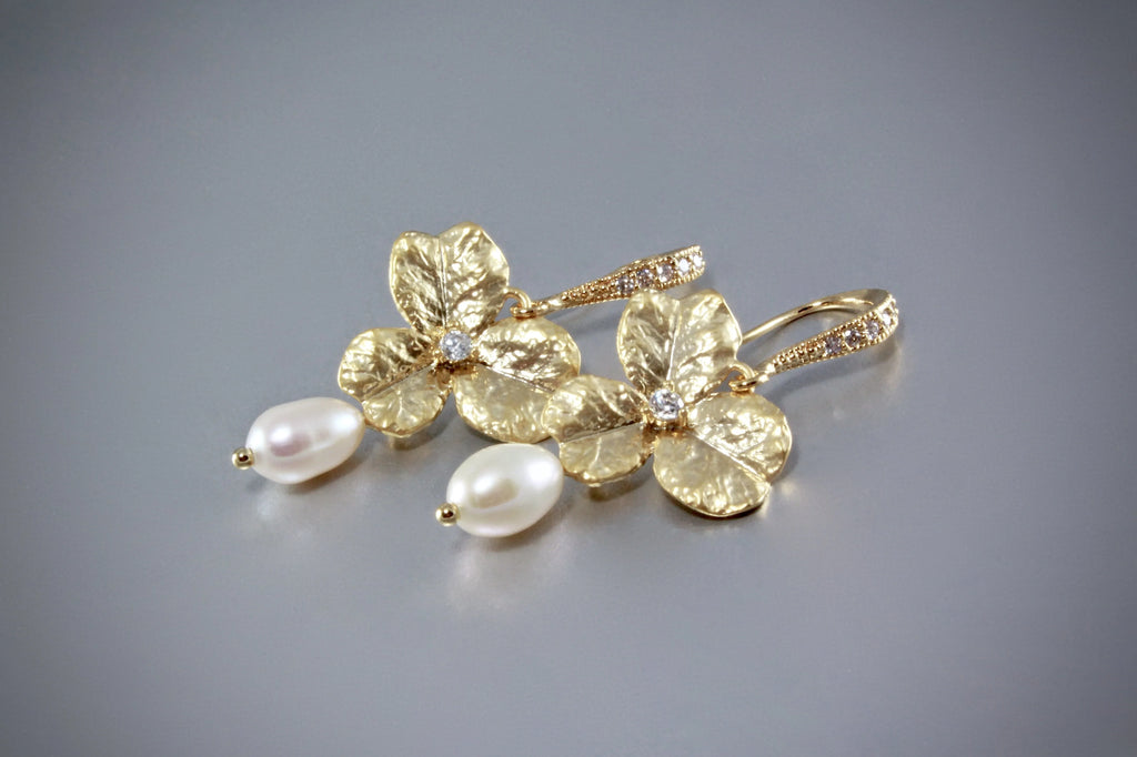 "Blush" - Pearl Bracelet/Earrings/Set - Available in Gold and Silver