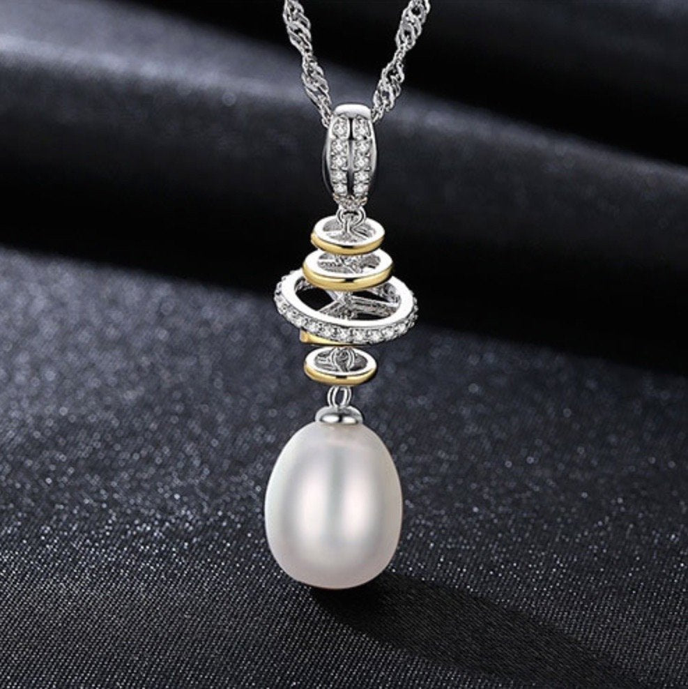 "Latitudes" - Freshwater Pearl Bridal Necklace in Sterling Silver