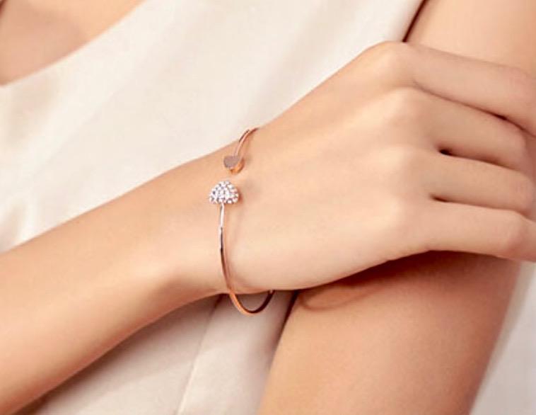 Bridal Party Gifts - Delicate Heart Bangle Bracelet - Available in Silver and Rose Gold