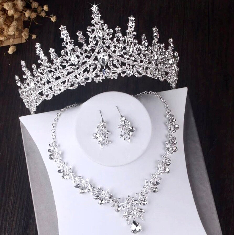 Wedding tiara deals and jewelry sets