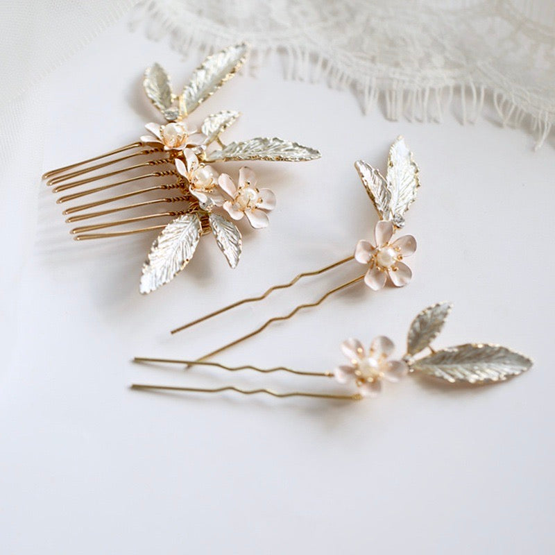 Wedding Hair Accessories - Romantic Bridal Hair Comb and Pins Set