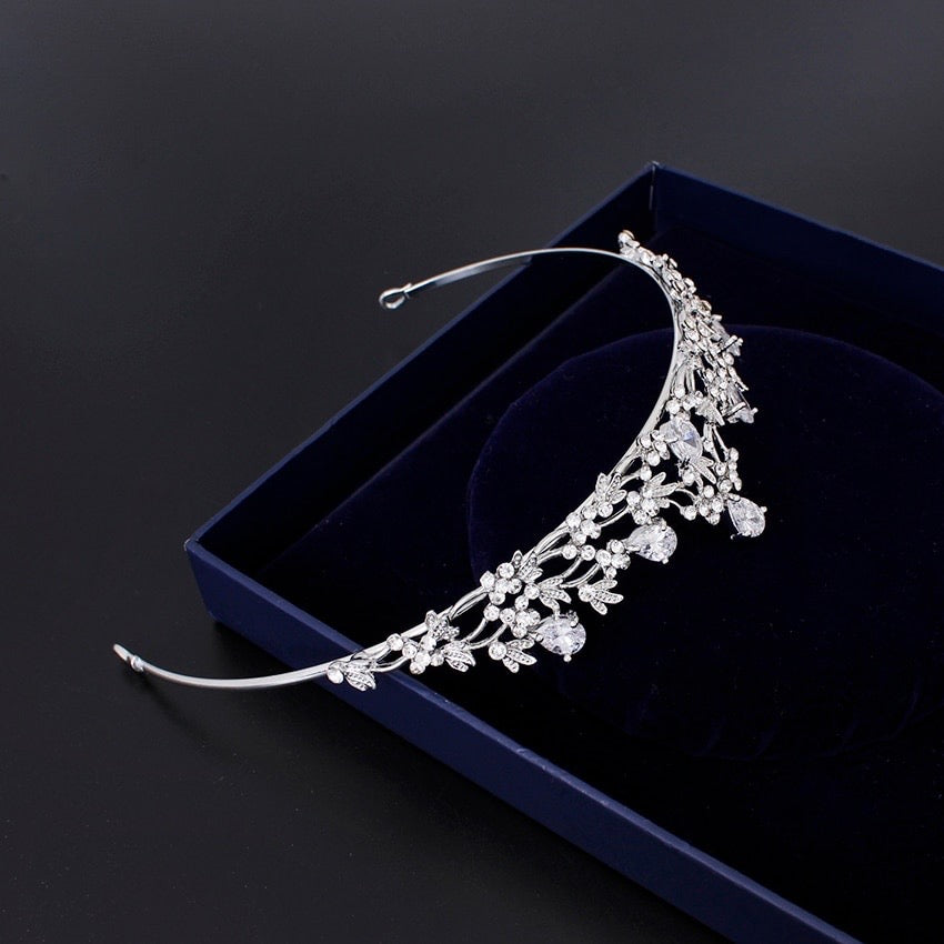"Annelise" - Silver Cubic Zirconia Bridal Tiara