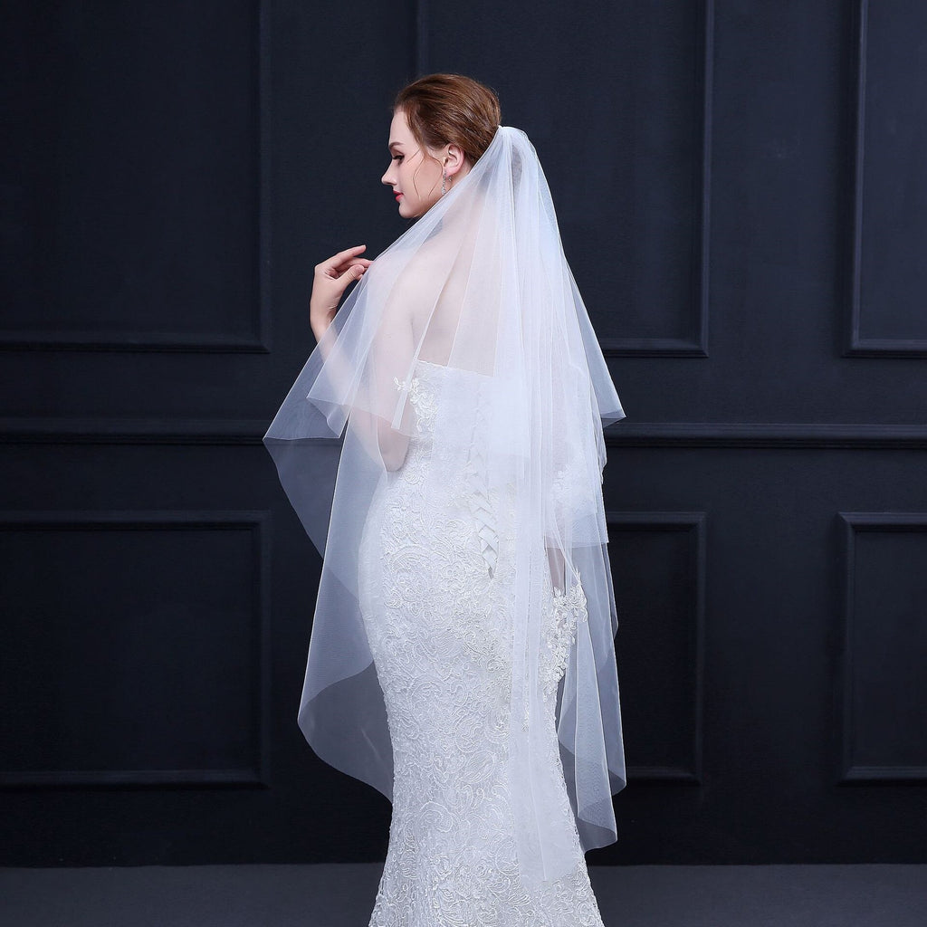 "Jody" - Ivory Knee Length Bridal Veil