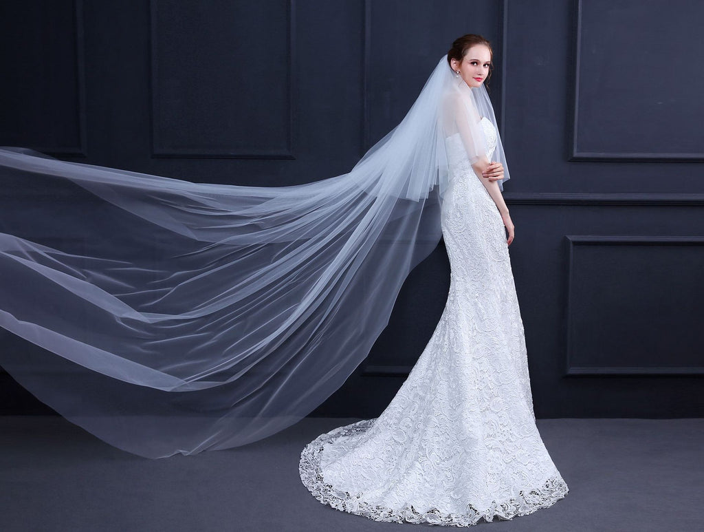 Two Tier Ivory Lace Short Bridal Veils Mid Length Wedding Veil ACC1065 –  SheerGirl