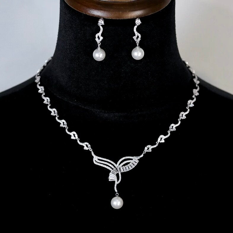 Wedding Jewelry - Luxury Pearl and CZ Bridal Jewelry Set
