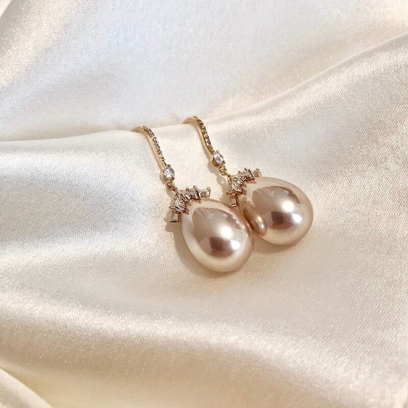 Wedding Jewelry - Bohemian Gold Pearl Bridal Earrings - Available in Yellow Gold and Silver