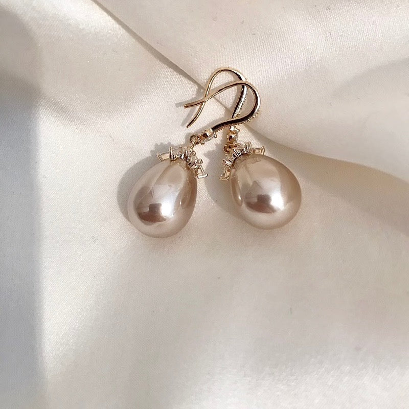 Wedding Jewelry - Bohemian Gold Pearl Bridal Earrings - Available in Yellow Gold and Silver