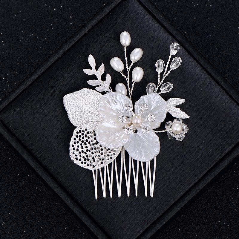 Wedding Hair Accessories - Pearl and Crystal Bridal Hair Comb - Available in Yellow Gold and Silver