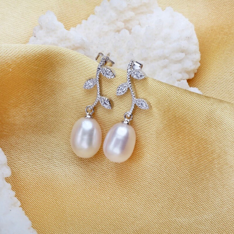 Wedding Pearl Jewelry - Sterling Silver and Natural Pearl Bridal Jewelry Set