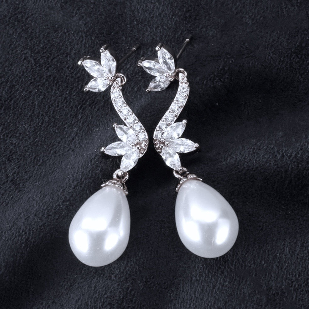 "Serena" - Pearl and Cubic Zirconia Bridal Earrings