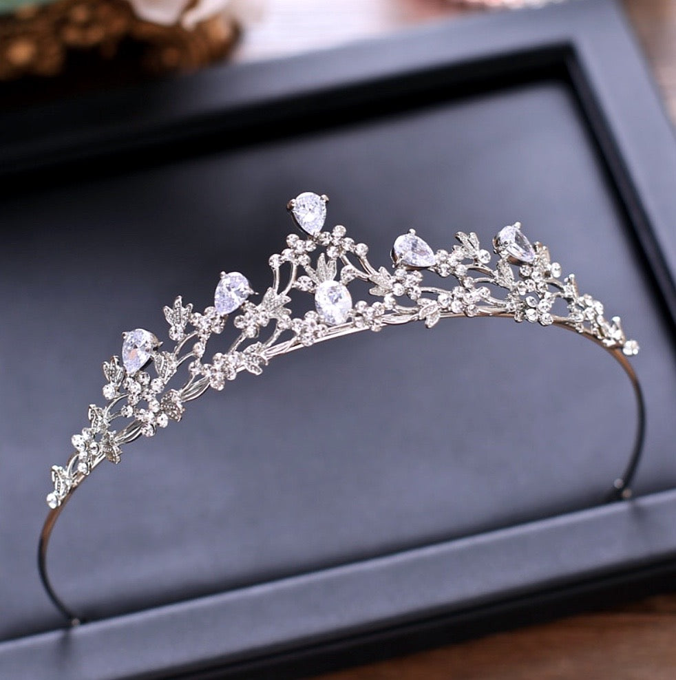 "Annelise" - Silver Cubic Zirconia Bridal Tiara