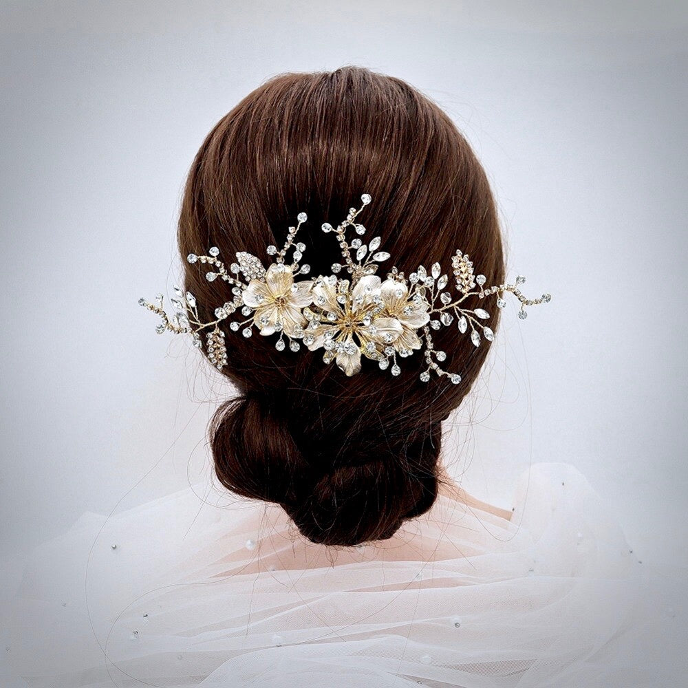 GEORGINA Organza Bridal Hair Bow – Blair Nadeau Bridal Adornments